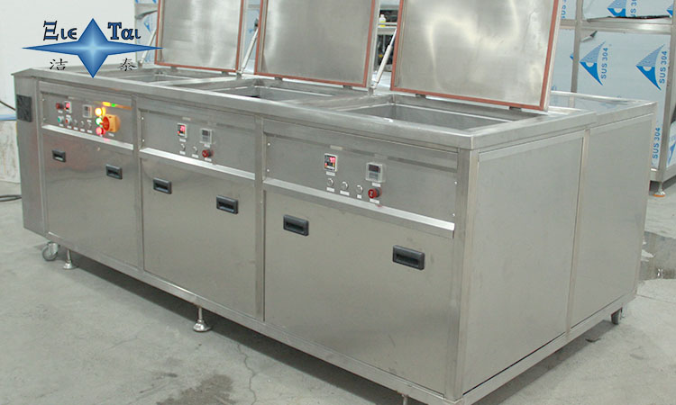 大型設(shè)備三天兩頭停機(jī)維修？潔泰大型超聲波清洗機(jī)，用非標(biāo)定制告別“老爺機(jī)”時(shí)代