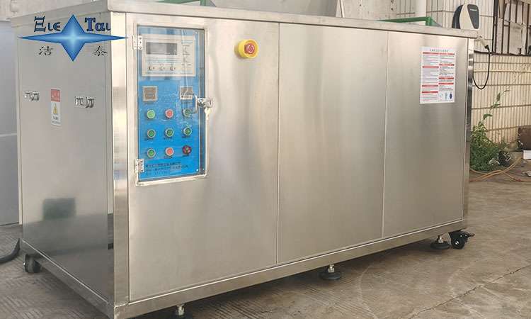 超聲波清洗機廠家｜潔泰：每天花費半小時手工除垢？換它，泡一泡就干凈